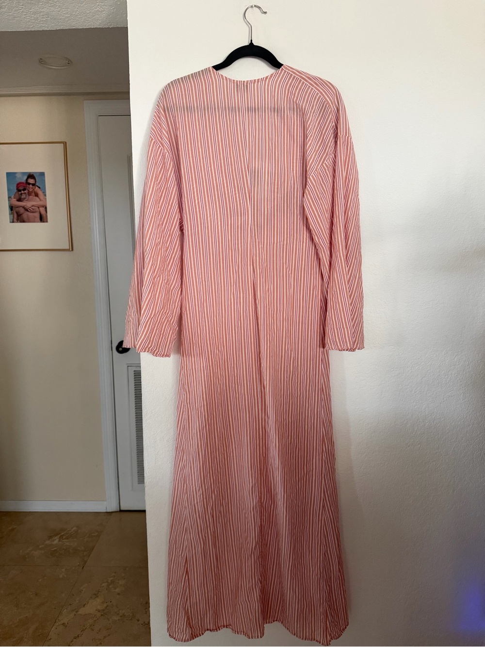 WIND Long Pink Striped Wrap Dress with Relaxed Sleeves - Picture 4 of 7